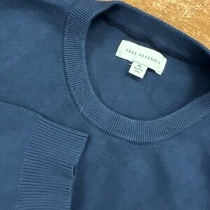 Free Assembly Navy Blue Crewneck Sweater Ecovero™ Sustainable Fabric Men's XL